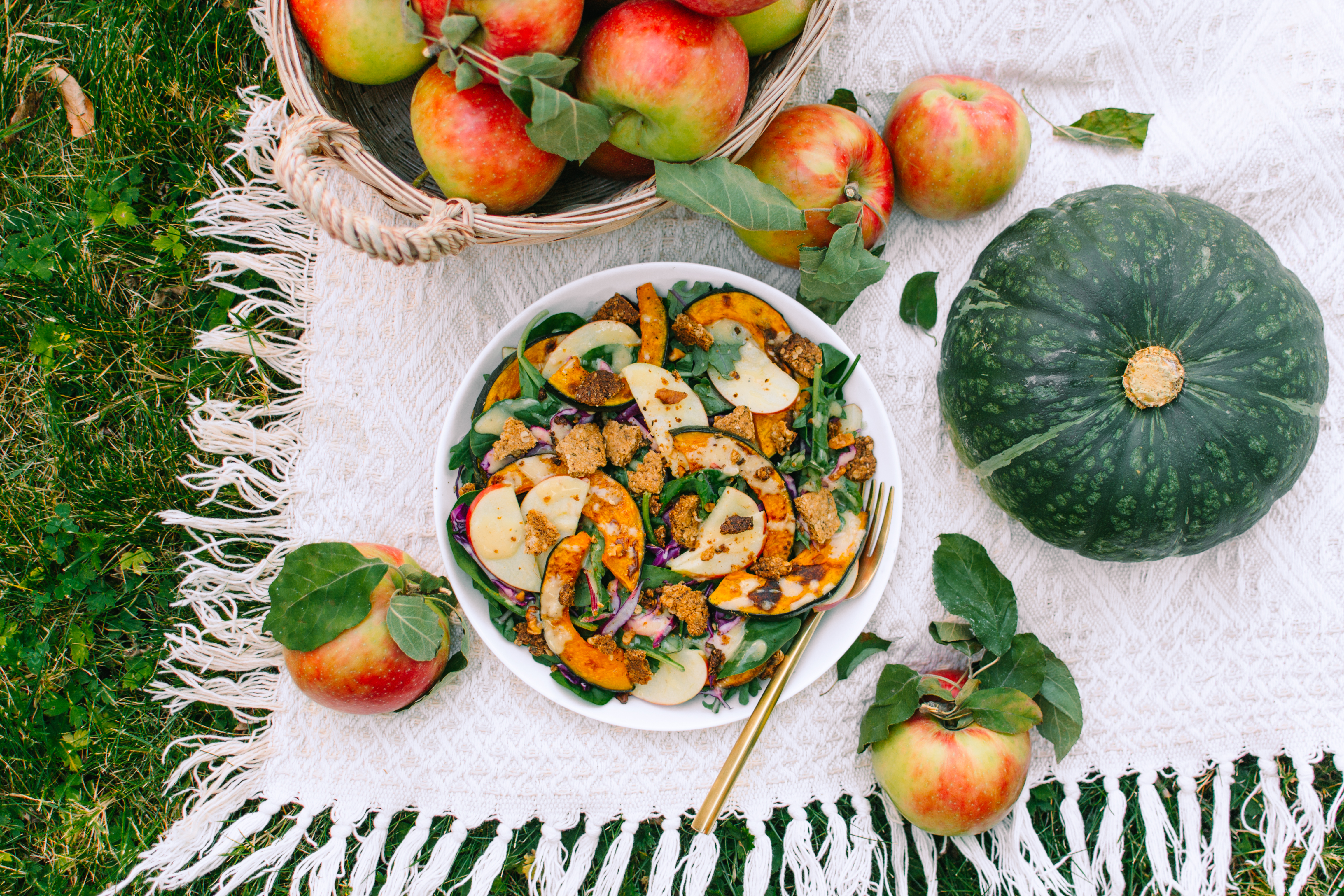 vegan autumn salad apple squash